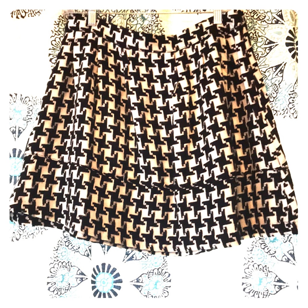 Houndstooth Skater Skirt